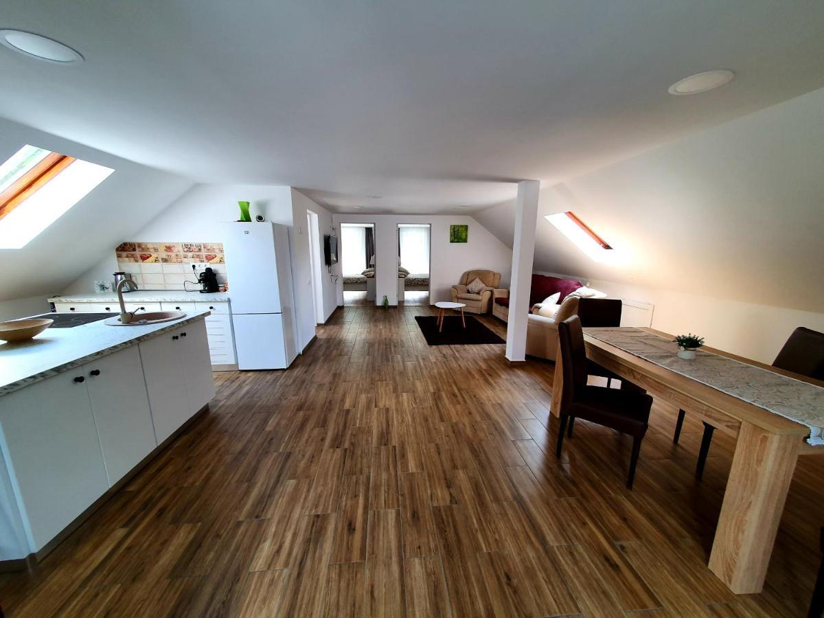 Twins Apartments Sovata Bagian luar foto
